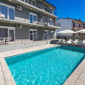 https://apartmani-paliska.pula-hotels.org